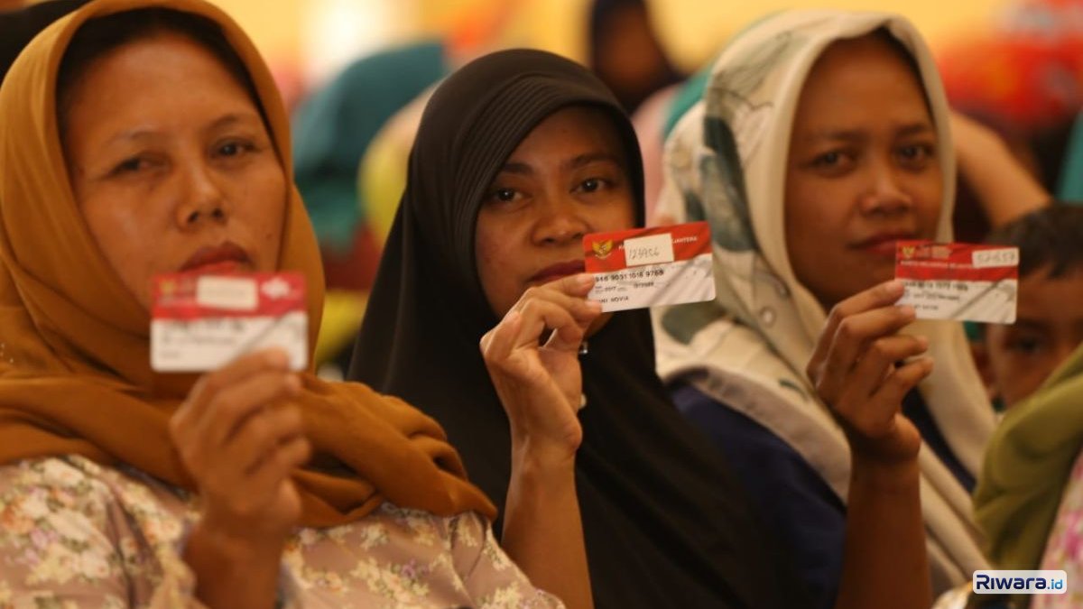 7 bansos siap cair bulan April 2026, jangan lupa cek ketentuan desil terbaru dan kategori pembagian desil sesuai penerima bansos